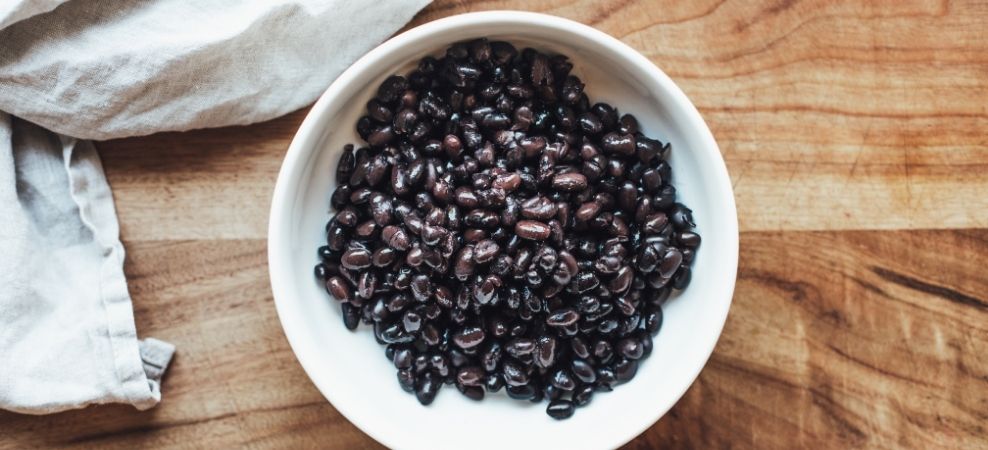 Kidney-nourishing black bean and quinoa stew